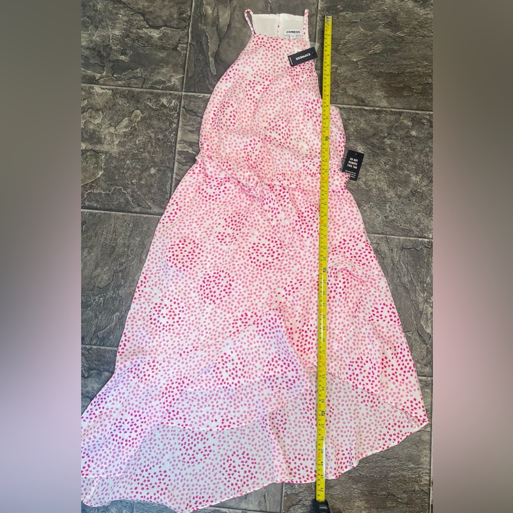 Express Dress - Picture 4 of 5